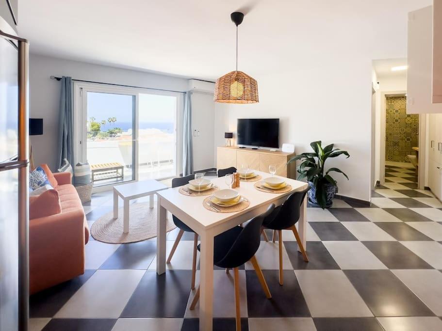 Serenity Ocean View 1br With Pool In Valley Apartment *